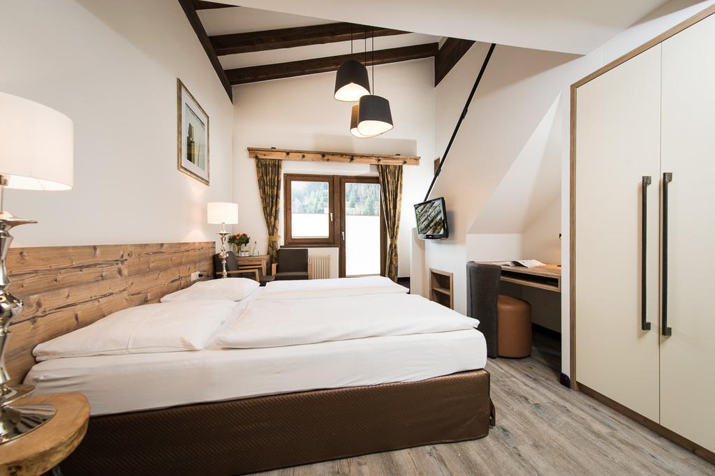 Hotel & Appartements Tiroler Buam Saalbach-Hinterglemm Esterno foto