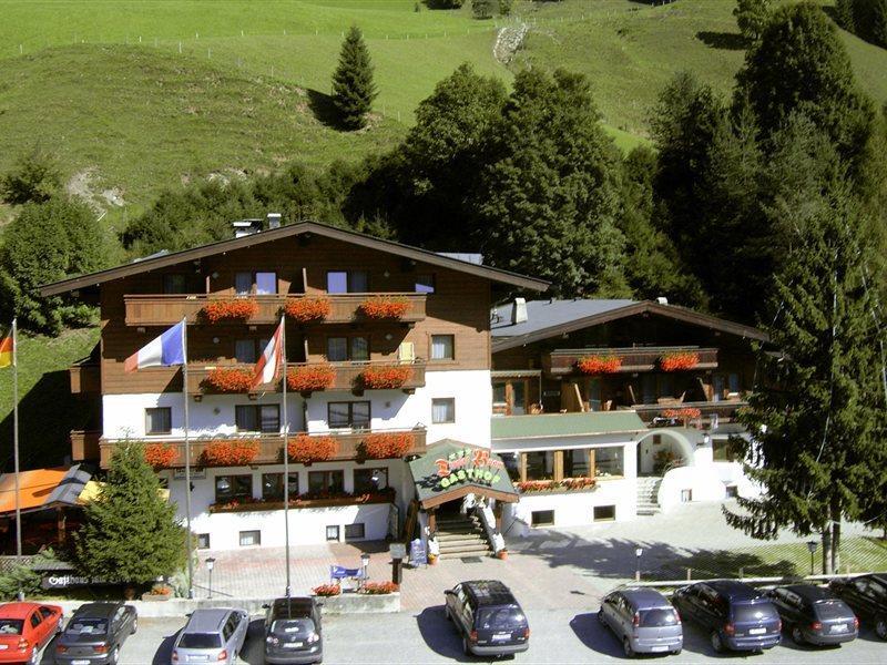 Hotel & Appartements Tiroler Buam Saalbach-Hinterglemm Esterno foto